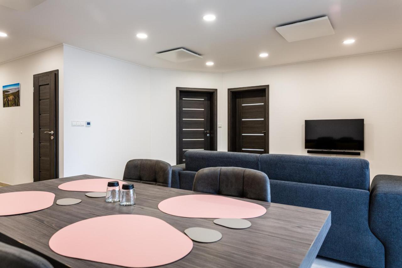 Apartmany Na Vyhledech Loucna pod Klinovcem Luaran gambar