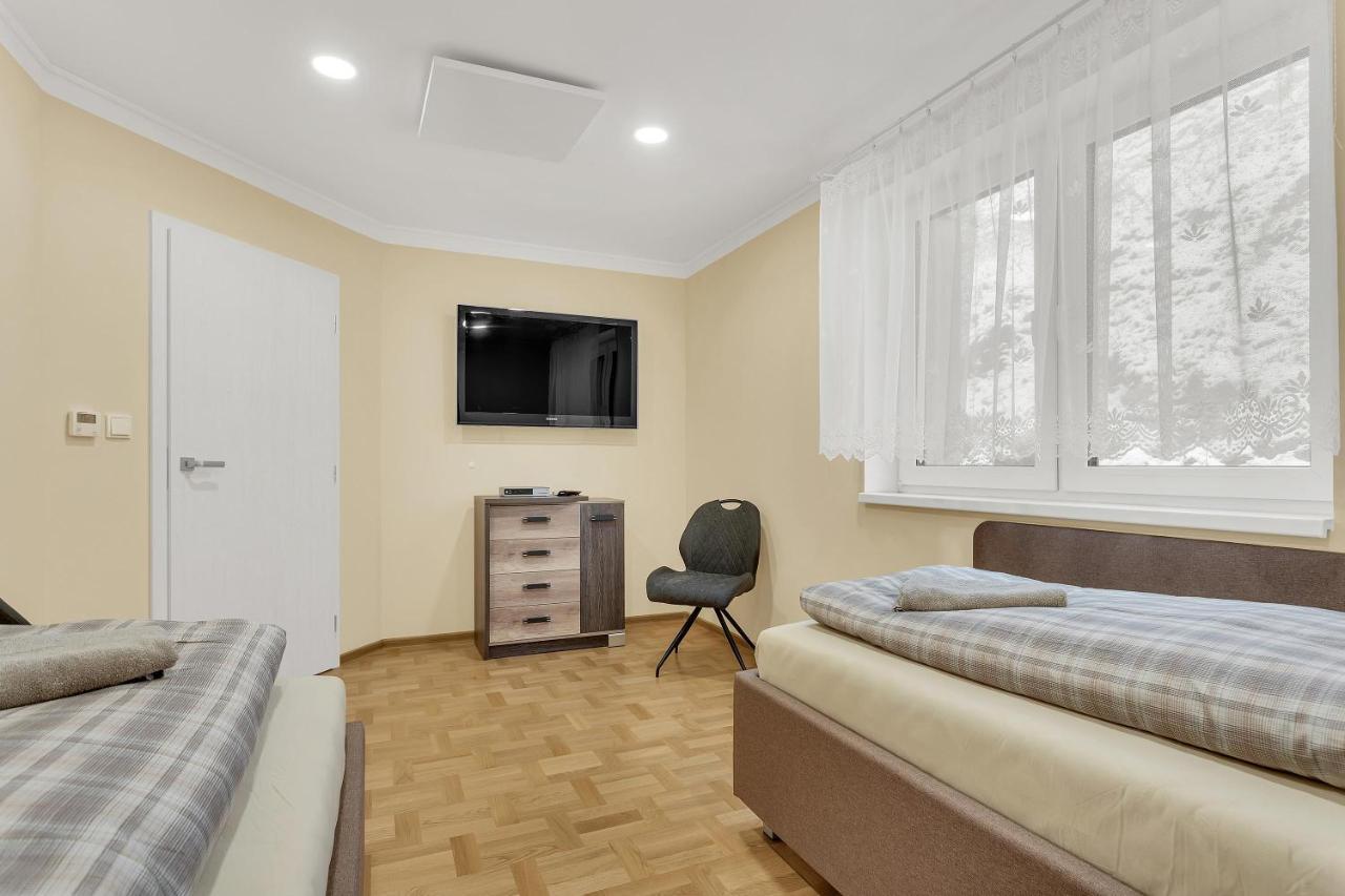Apartmany Na Vyhledech Loucna pod Klinovcem Luaran gambar