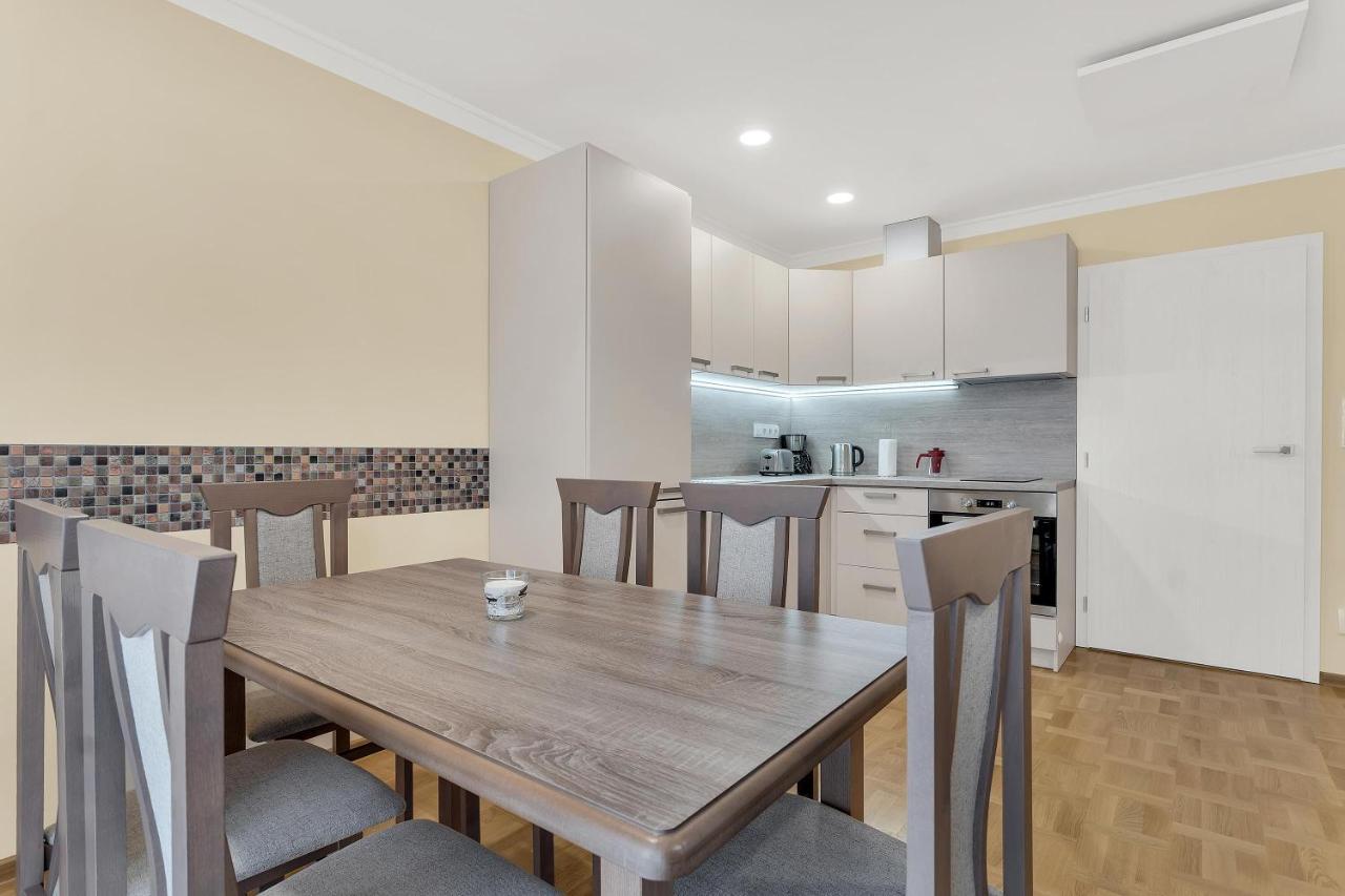 Apartmany Na Vyhledech Loucna pod Klinovcem Luaran gambar